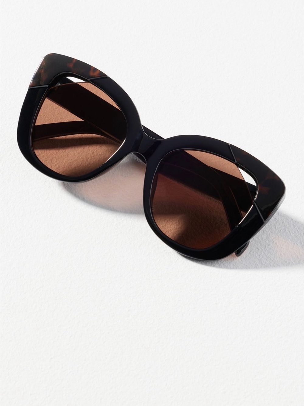 I-SEA x Anthropologie Cutout Square Cat-Eye Sunglasses - NEW W TAGs!